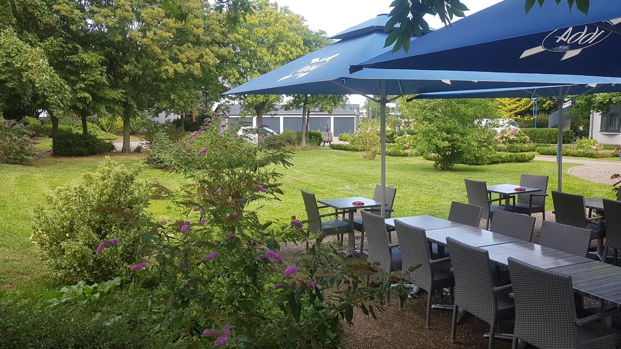 Hotel Restaurant La Tour Romaine - Haguenau - Strasbourg Nord Schweighouse-sur-Moder Eksteriør bilde