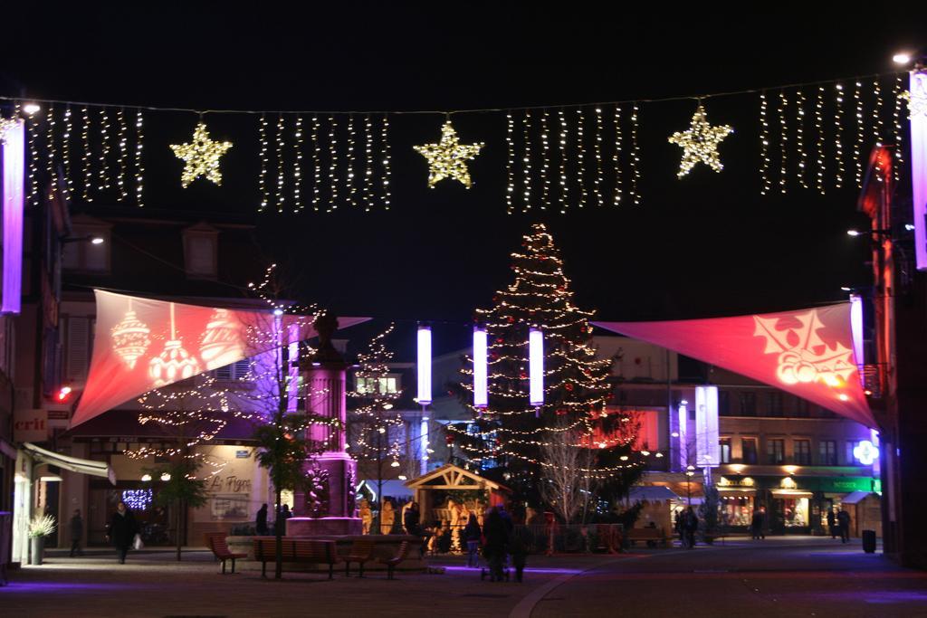 Hotel Restaurant La Tour Romaine - Haguenau - Strasbourg Nord Schweighouse-sur-Moder Eksteriør bilde